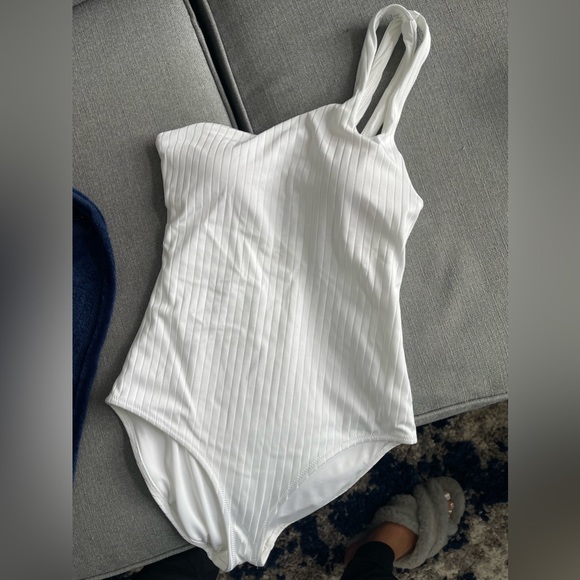 White Swimsuit - Picture 1 of 1